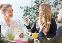 Нужна ли кухня в офисе и как правильно ее организовать