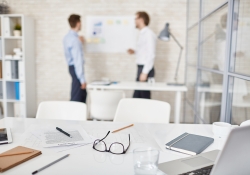 Как офисное пространство влияет на работоспособность и приверженность сотрудников